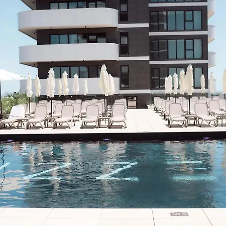 Sunset Breeze In Odyssey Pools * Navodari