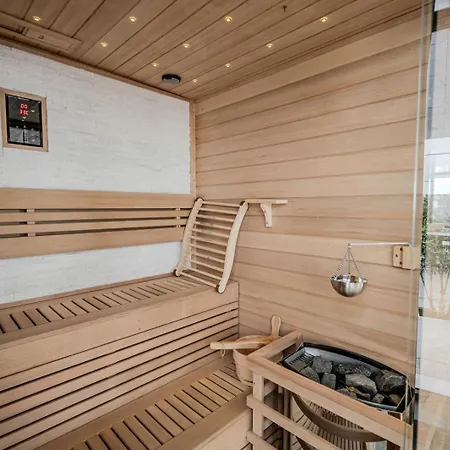 Sunset Breeze In Odyssey Pools *